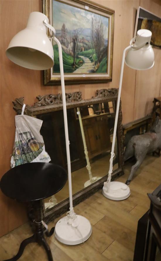 A pair of contemporary floor lamps H.180cm